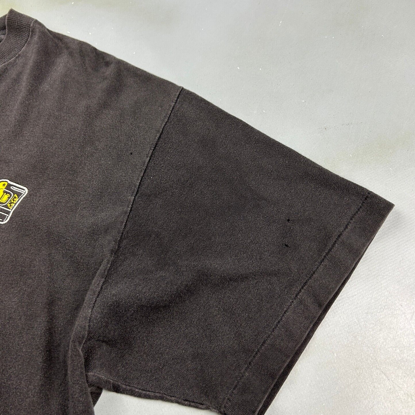 VINTAGE 90s DeWALT Challenge Cordless Not Gutless Black T-Shirt sz Large Adult