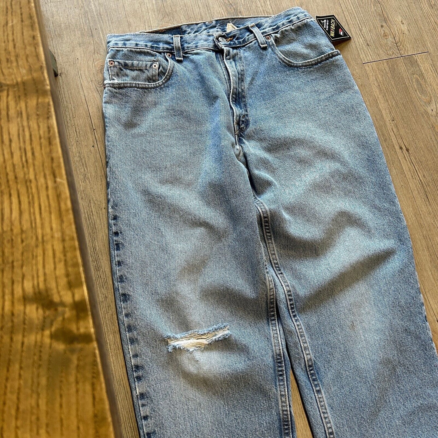 VINTAGE 90s | LEVIS Red Tab Light Wash Loose Fit w Tapper Jeans Pants sz W33 L32