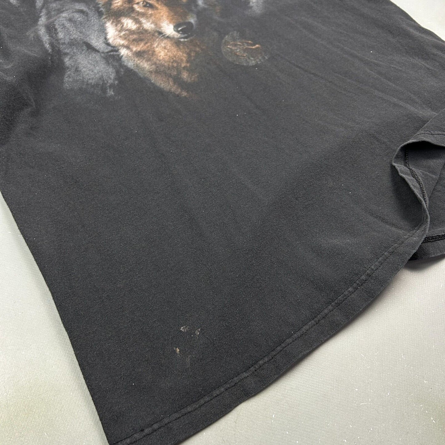 VINTAGE | Faded Wolves Pancake Bay ON Black Nature T-Shirt sz L-XL Adult