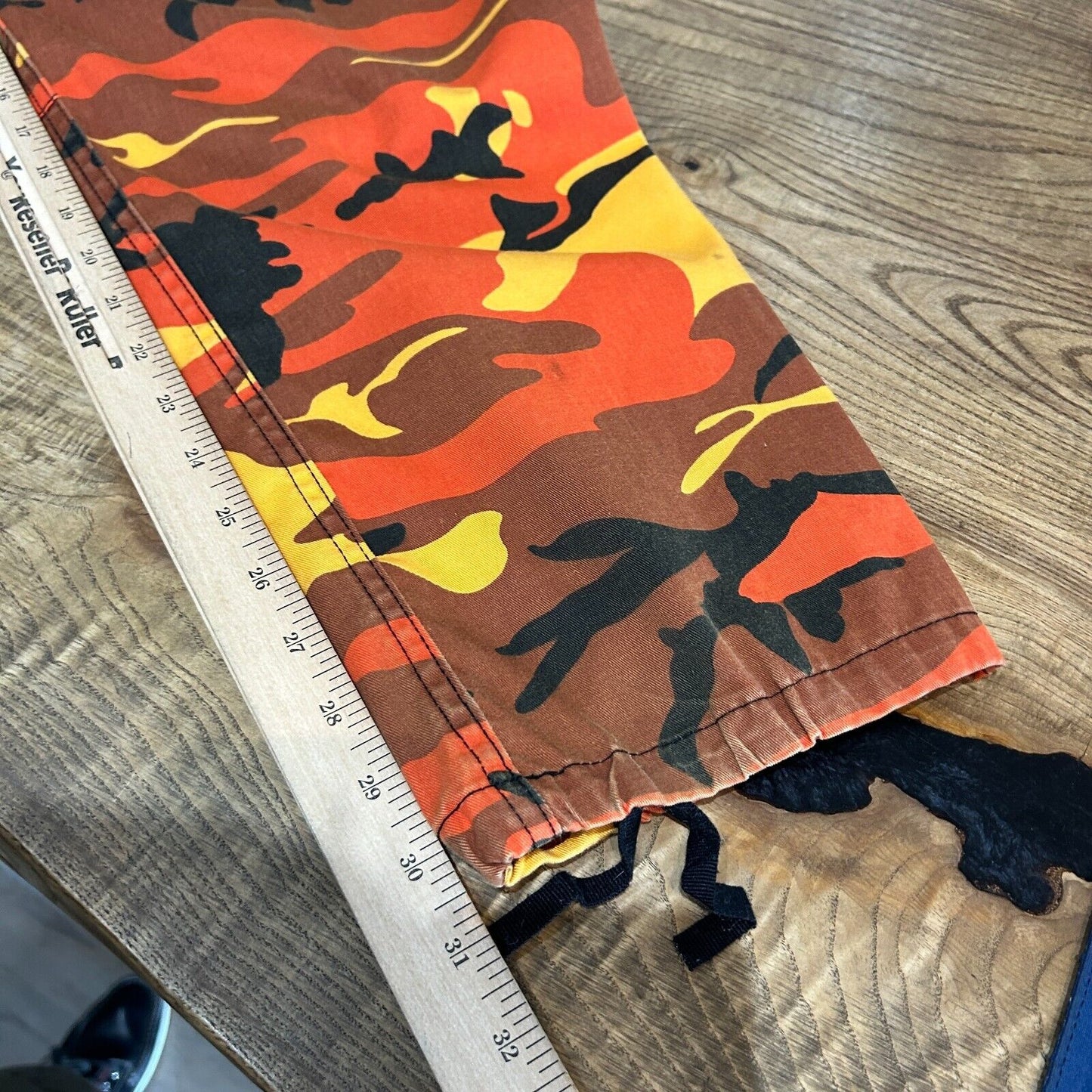 VINTAGE | Military Orange Camo Cargo Pants sz M-Reg W33 L32