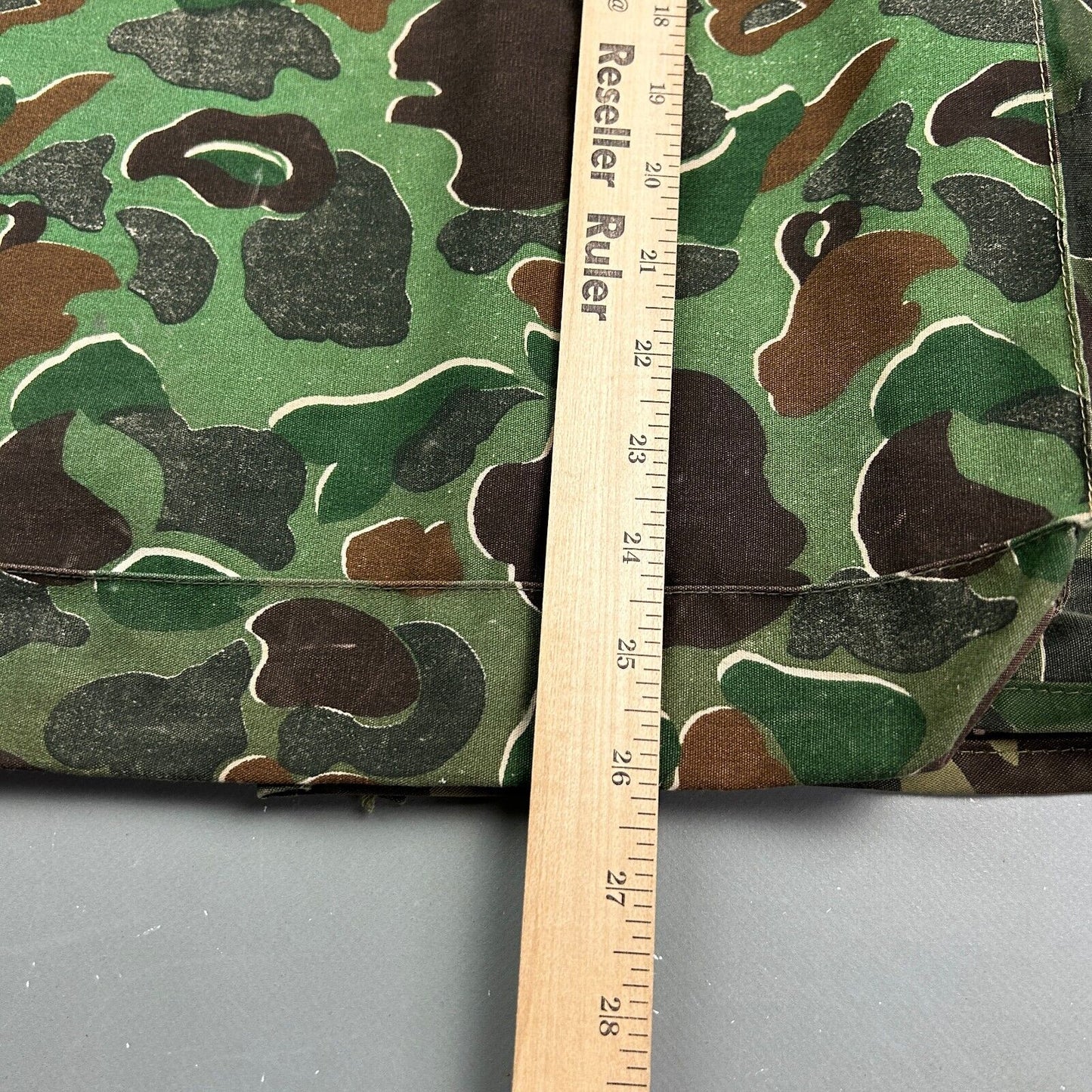 VINTAGE 70s/80s SafTbak Harick's Sports Camo Hunting Vest Jacket sz Large Adult