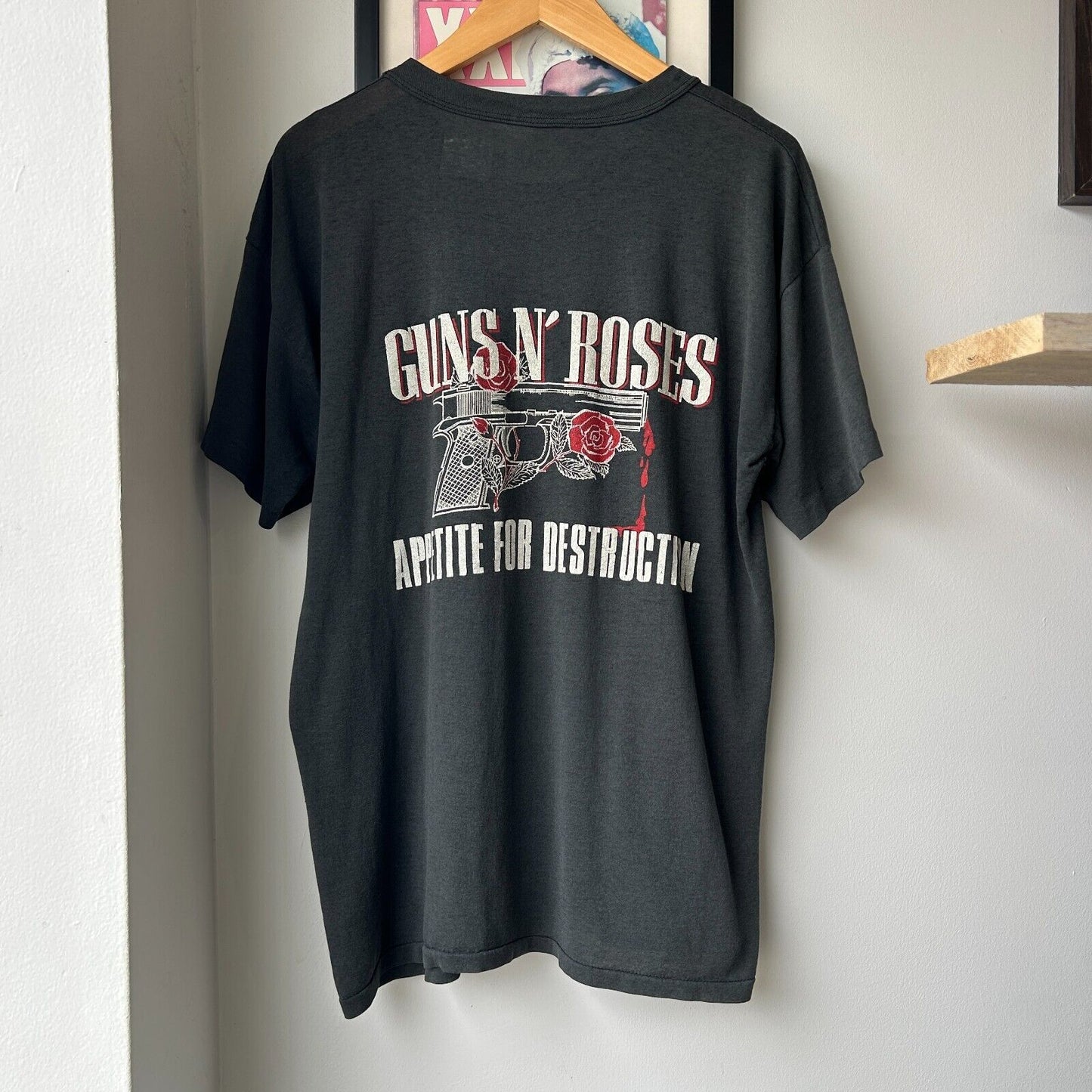 VINTAGE 80s | Guns N' Roses Welcome To The Jungle Thrashed Band T-Shirt sz L