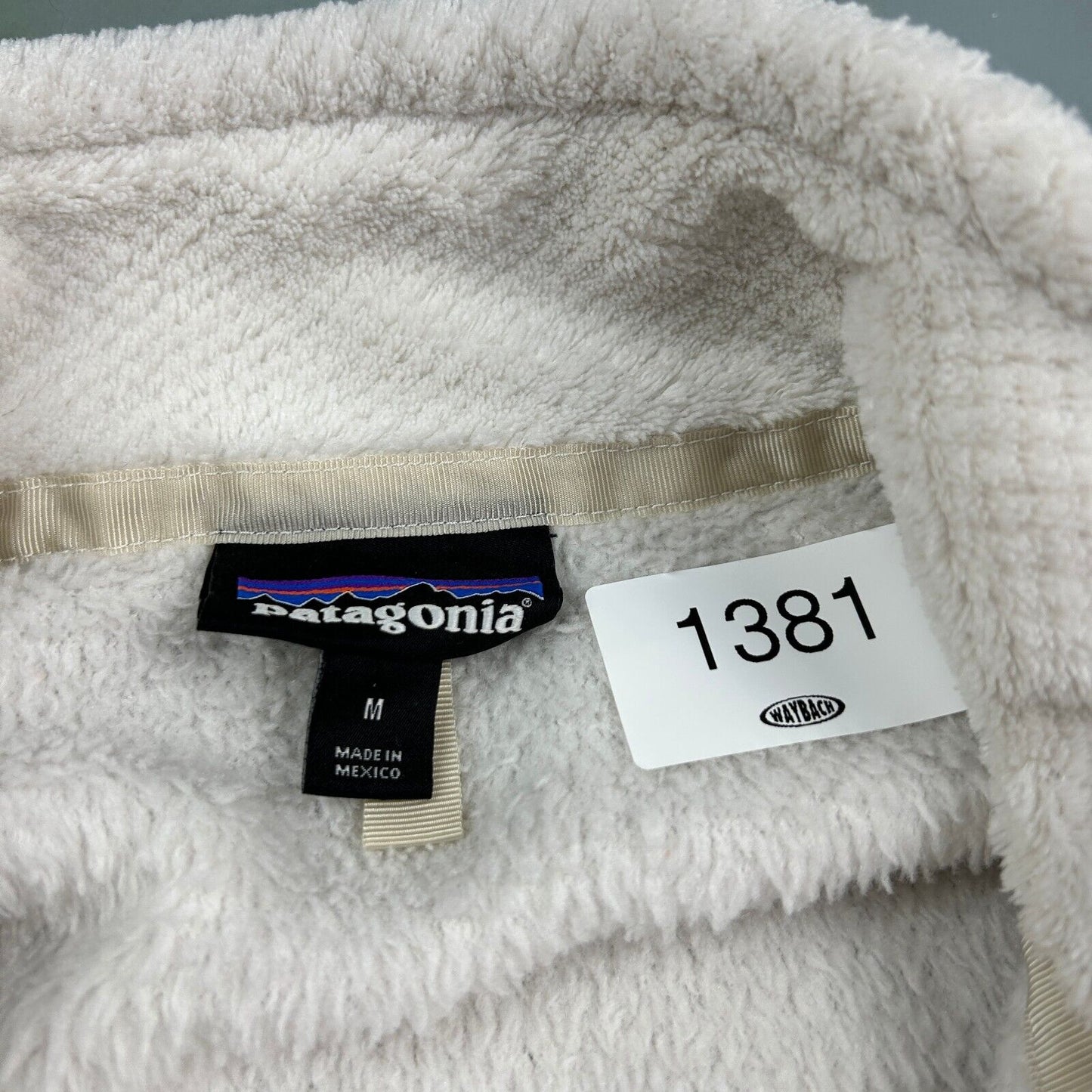 VINTAGE Patagonia White Zip Up Fleece Sweater sz Medium Womens Adult