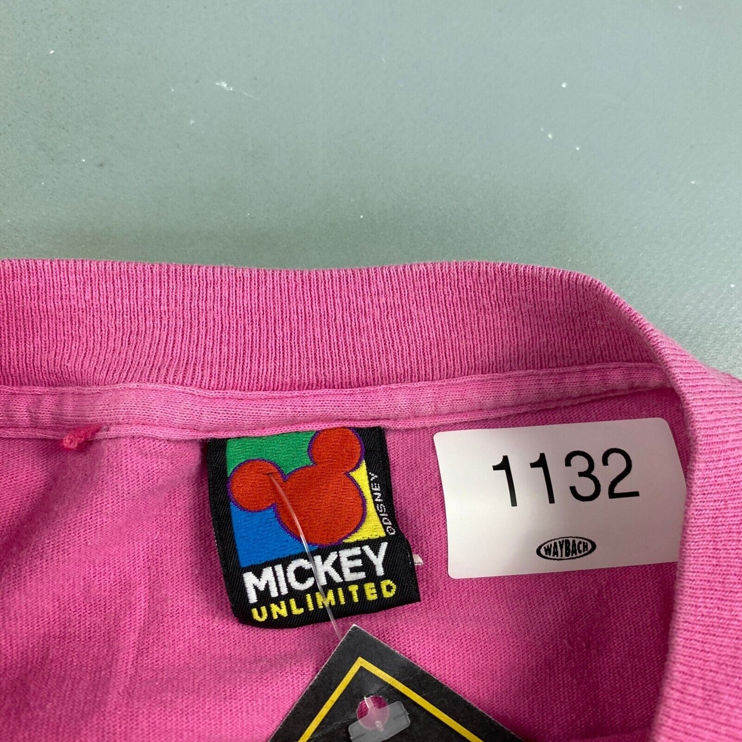 VINTAGE 90s Mickey & Friends Cartoon Embroidered Pink T-Shirt sz Medium Adult