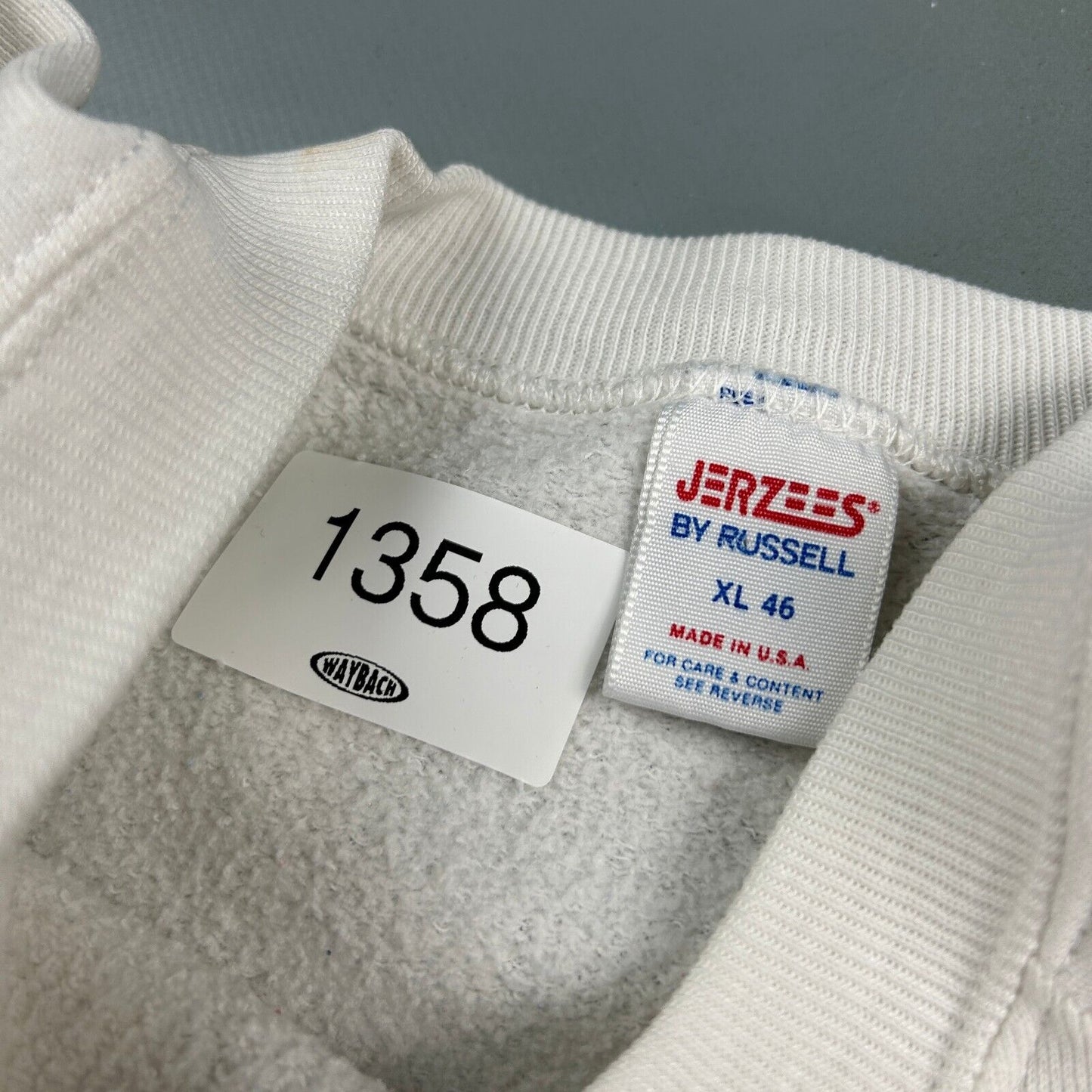 VINTAGE 80s Georgetown University White Crewneck Sweater sz Large Adult