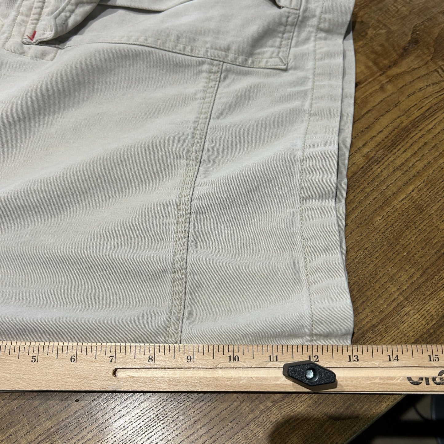 VINTAGE 90s Y2K | Jnco Jeans Baggy Cargo Shorts sz W38