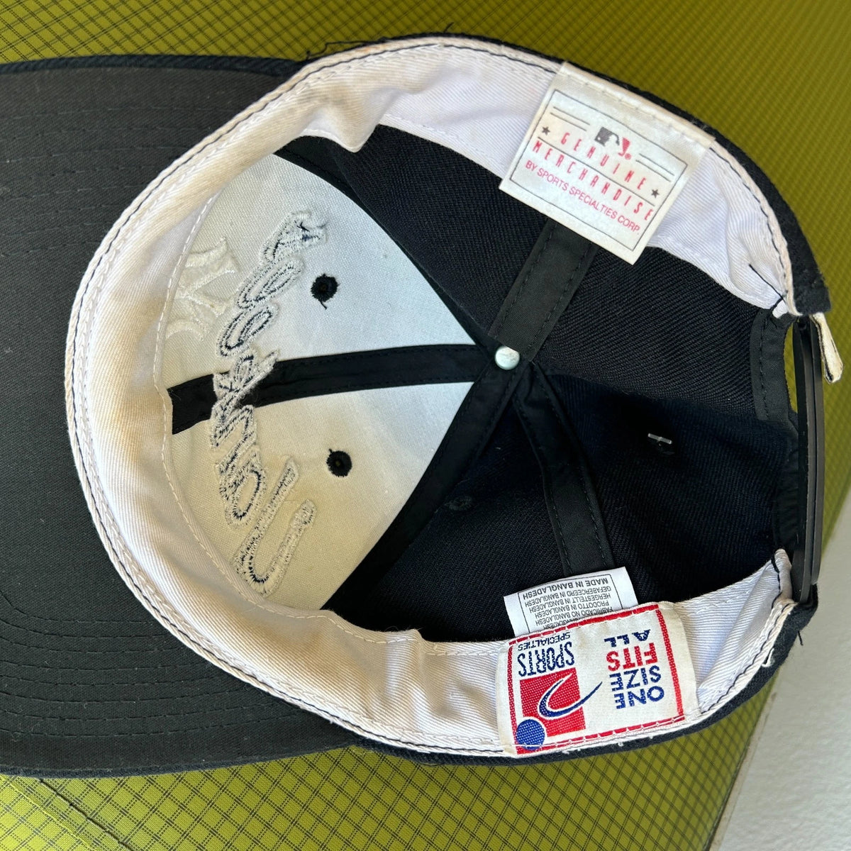 VINTAGE 90s | New York NY Yankees Script Sports Specialties Snapback Hat sz OS