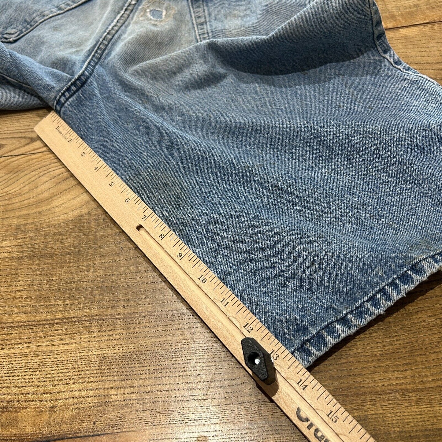 VINTAGE | BOSS Embroidered Thrashed Baggy Jean Shorts sz W33