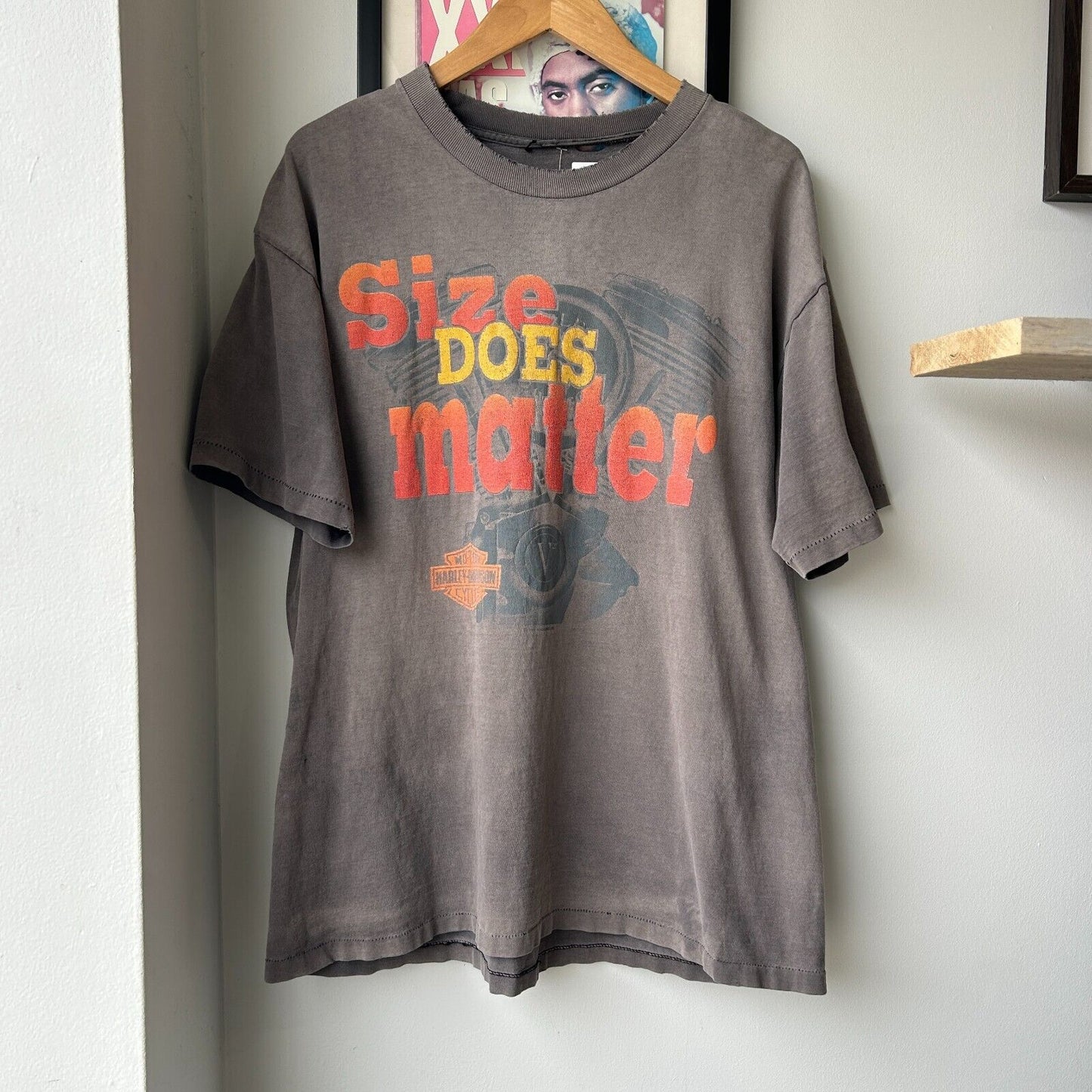 VINTAGE 90s | Harley Davidson Size Does Matter Sun Faded Thrashed T-Shirt sz L