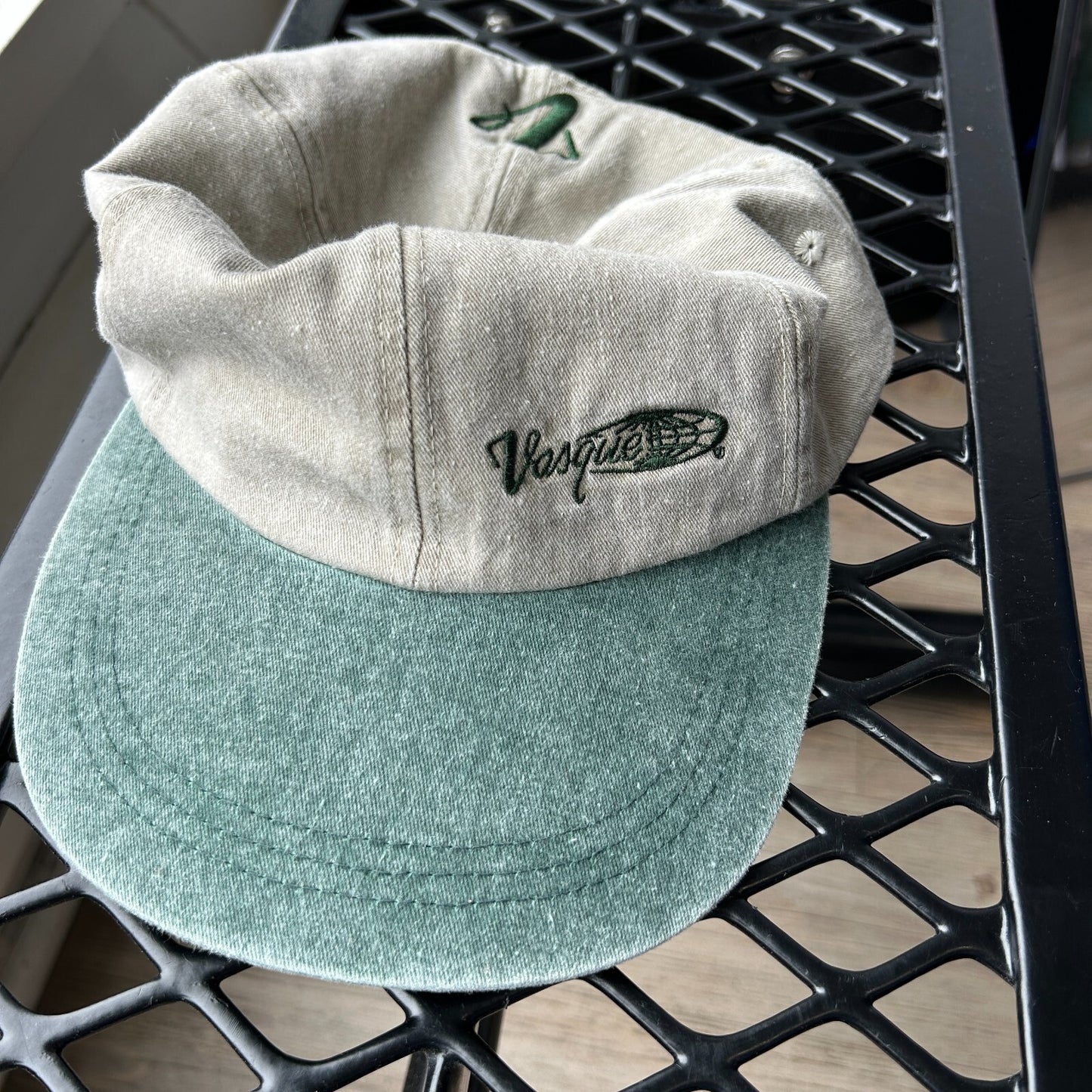 VINTAGE | Vasque Boots Two Tone Adjustable Cap Hat sz S/M