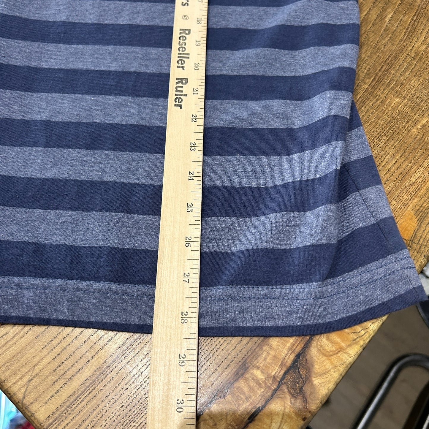 VINTAGE 90s | Blank Blue Striped T-Shirt sz S