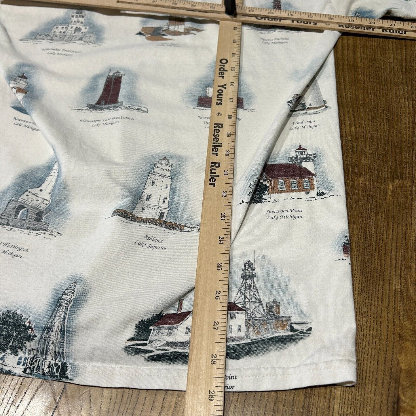 VINTAGE 90s | Michigan Light Houses All Over Print White T-Shirt sz L Adult