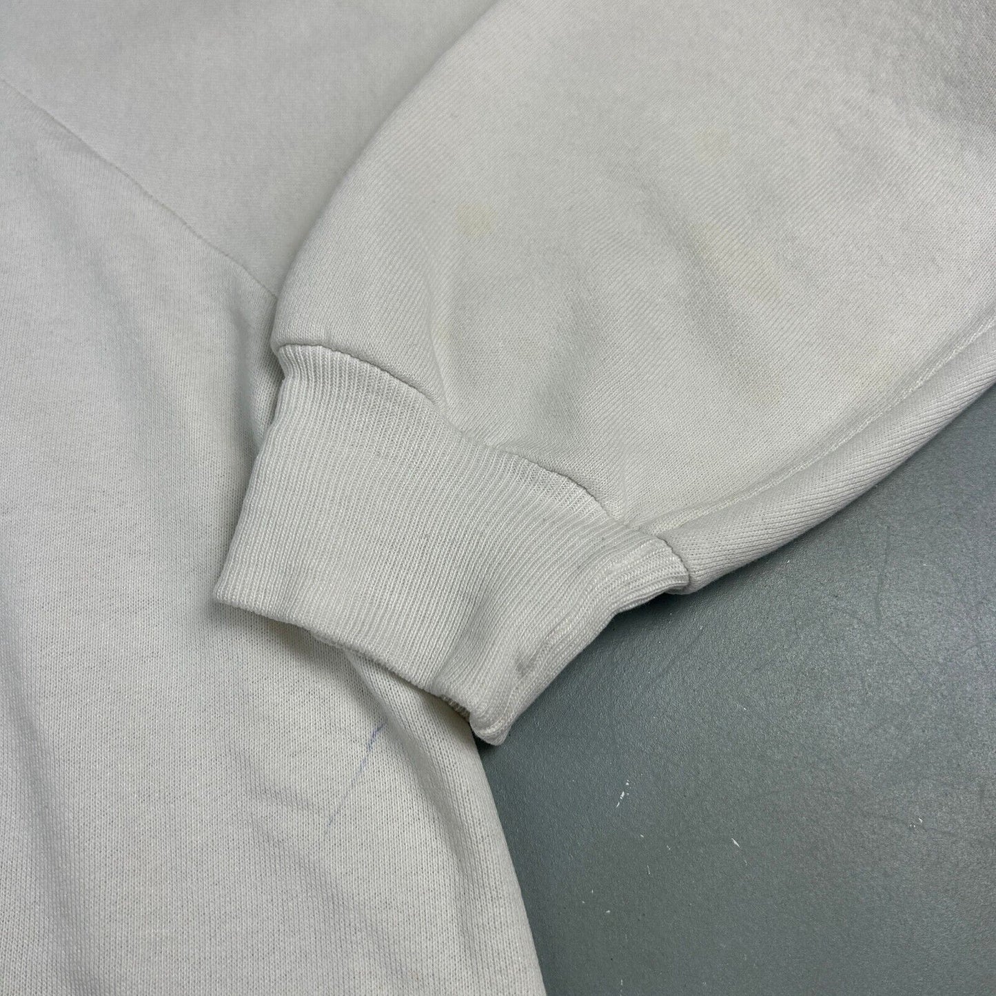 VINTAGE 80s Georgetown University White Crewneck Sweater sz Large Adult