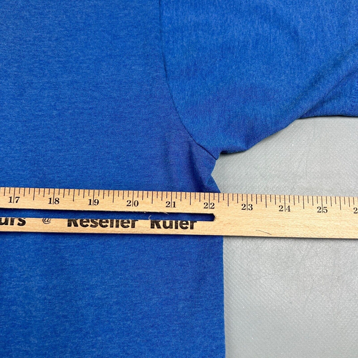 VINTAGE 90s Blank Blue Single Stitch T-Shirt sz Large Adult