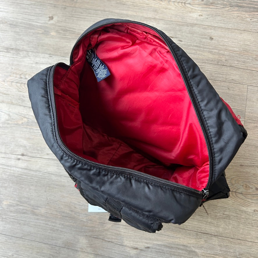 VINTAGE | Gap Curved Panel Multi Pocket Nylon Messenger Backpack