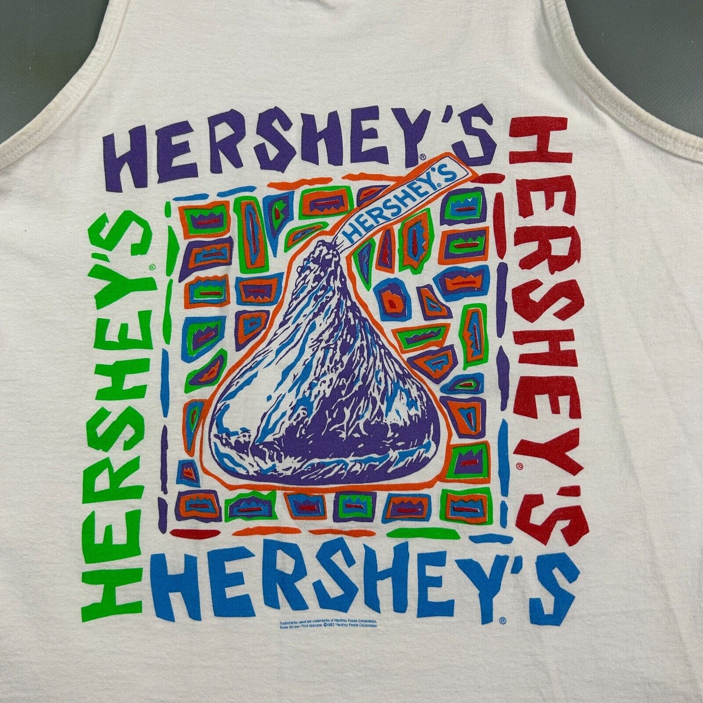 VINTAGE 90s | HERSHEY'S Chocolate Art Print Sleeveless Tank T-Shirt sz L Adult