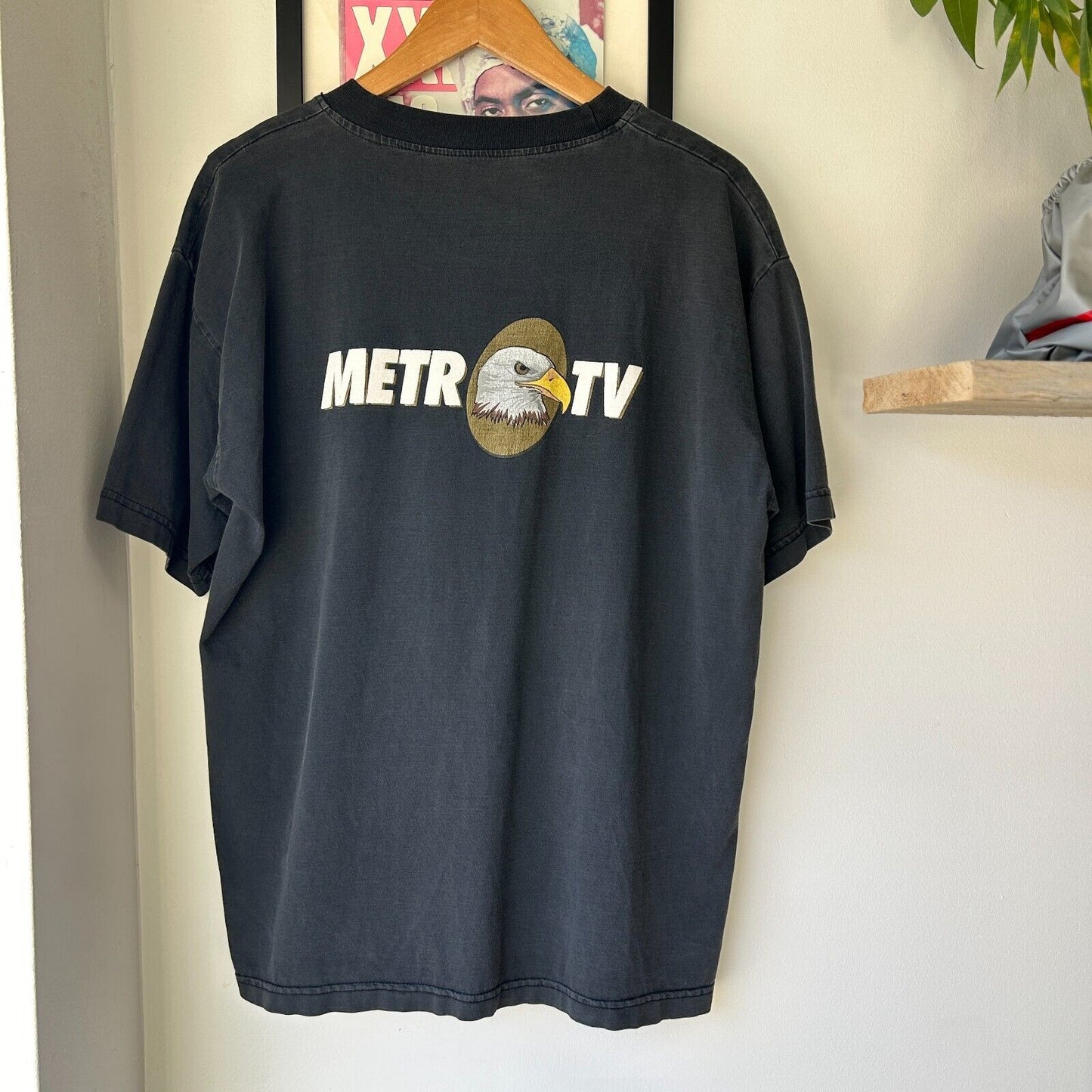 VINTAGE 90s | Metro TV Logo Black T-Shirt sz L