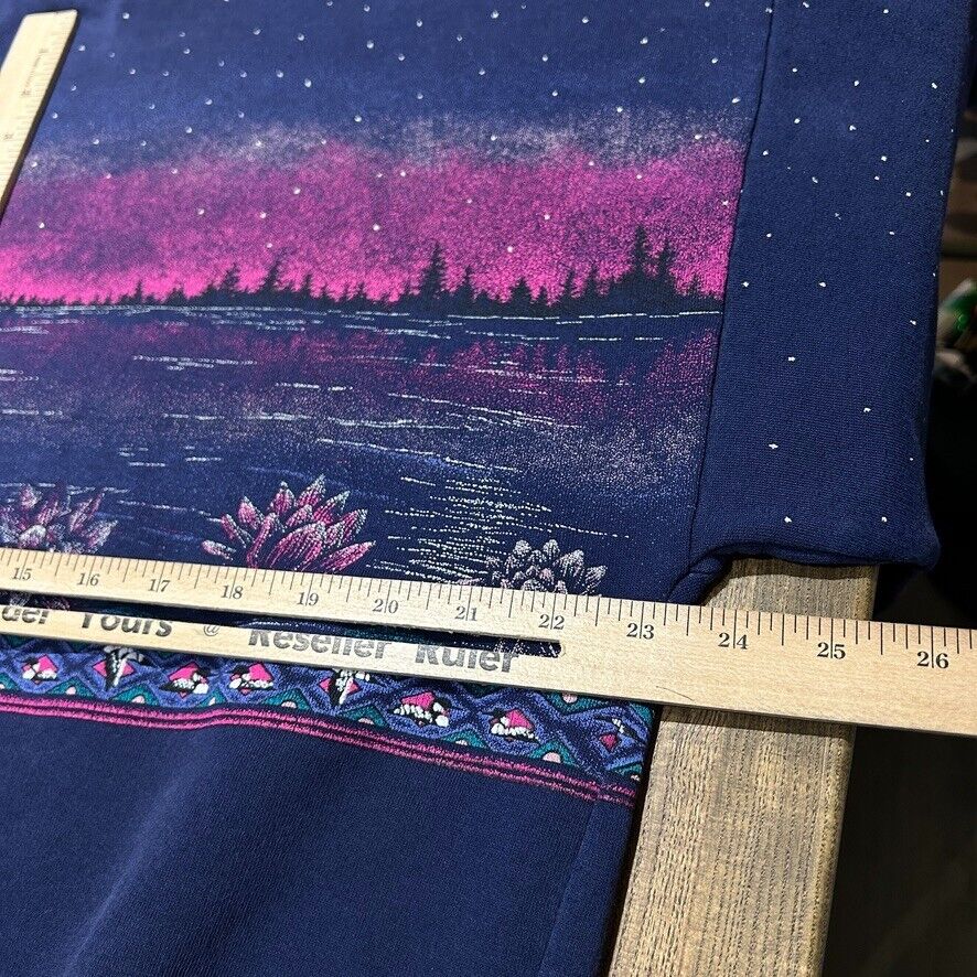VINTAGE 90s | Loons Midnight All Over Nature Print Artisans Sweater sz L
