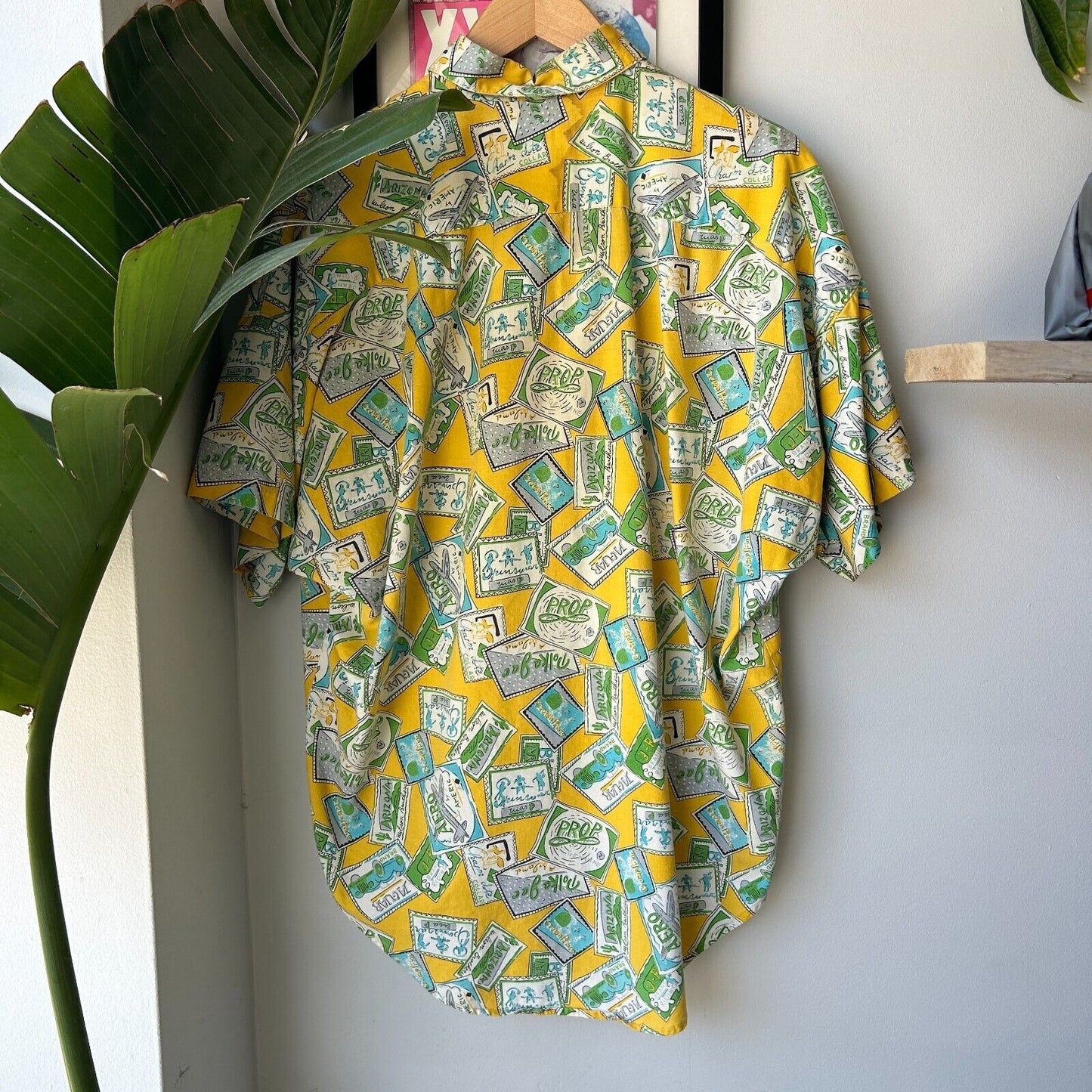 VINTAGE 90s | Dont Stop Short Sleeve Button Down Shirt sz M