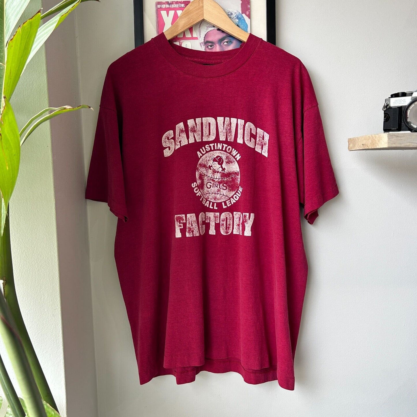 VINTAGE 90s | Sandwich Factory Faded Dark Red Baseball T-Shirt sz XL Adult