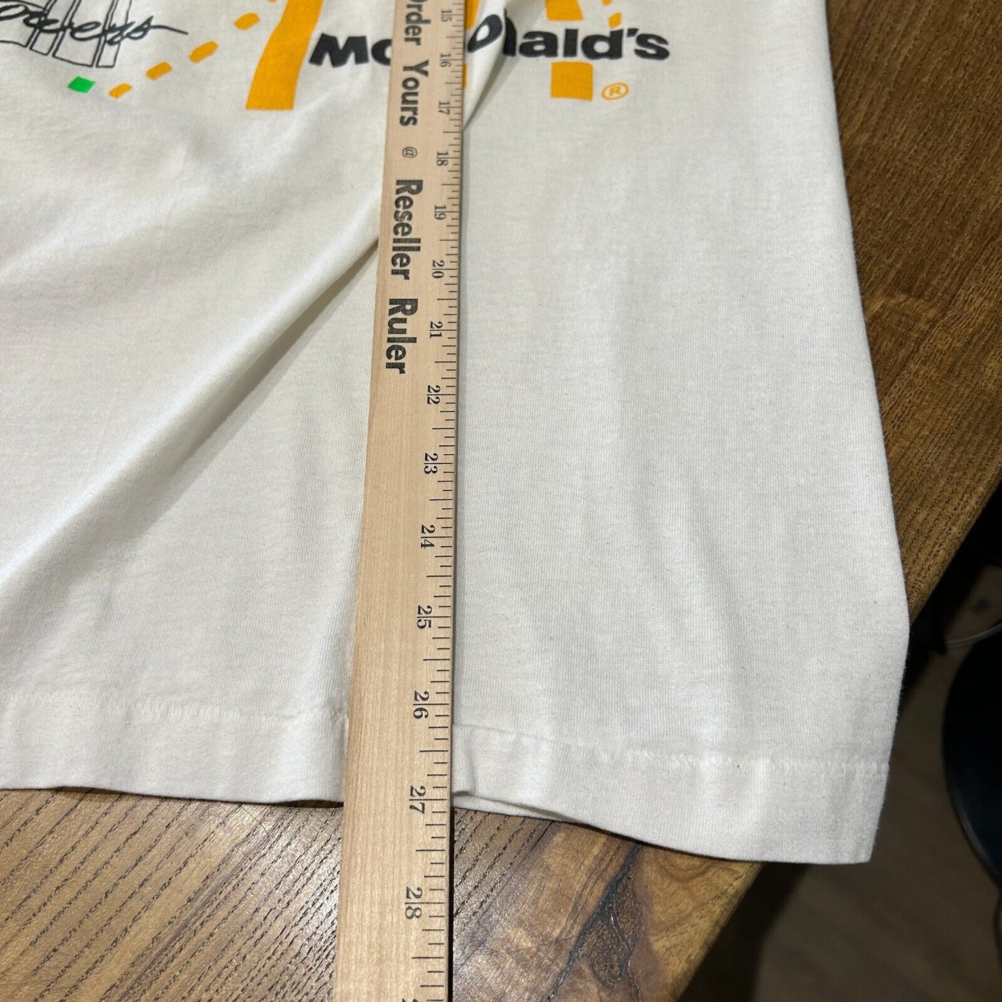 VINTAGE 90s | Buckeys Bleacher Creatures College Basketball T-Shirt sz XL