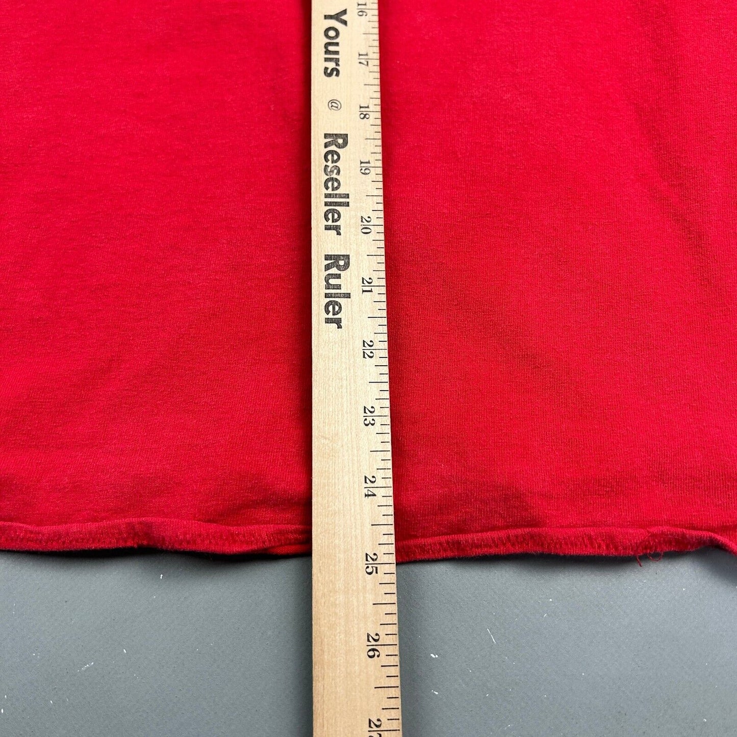 VINTAGE | Winnie The Pooh & Piglet Winter Buddies Cropped T-Shirt sz XL Adult