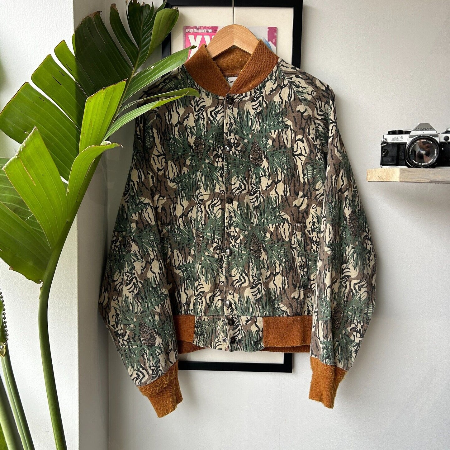 VINTAGE 80s | Piney Woods Natural Tree Camo Bomber Jacket sz L Adult