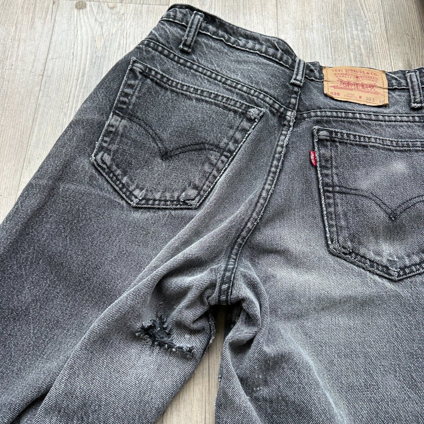 VINTAGE 90s | LEVIS 535 Faded Black Denim Jeans Pants sz W29 L32