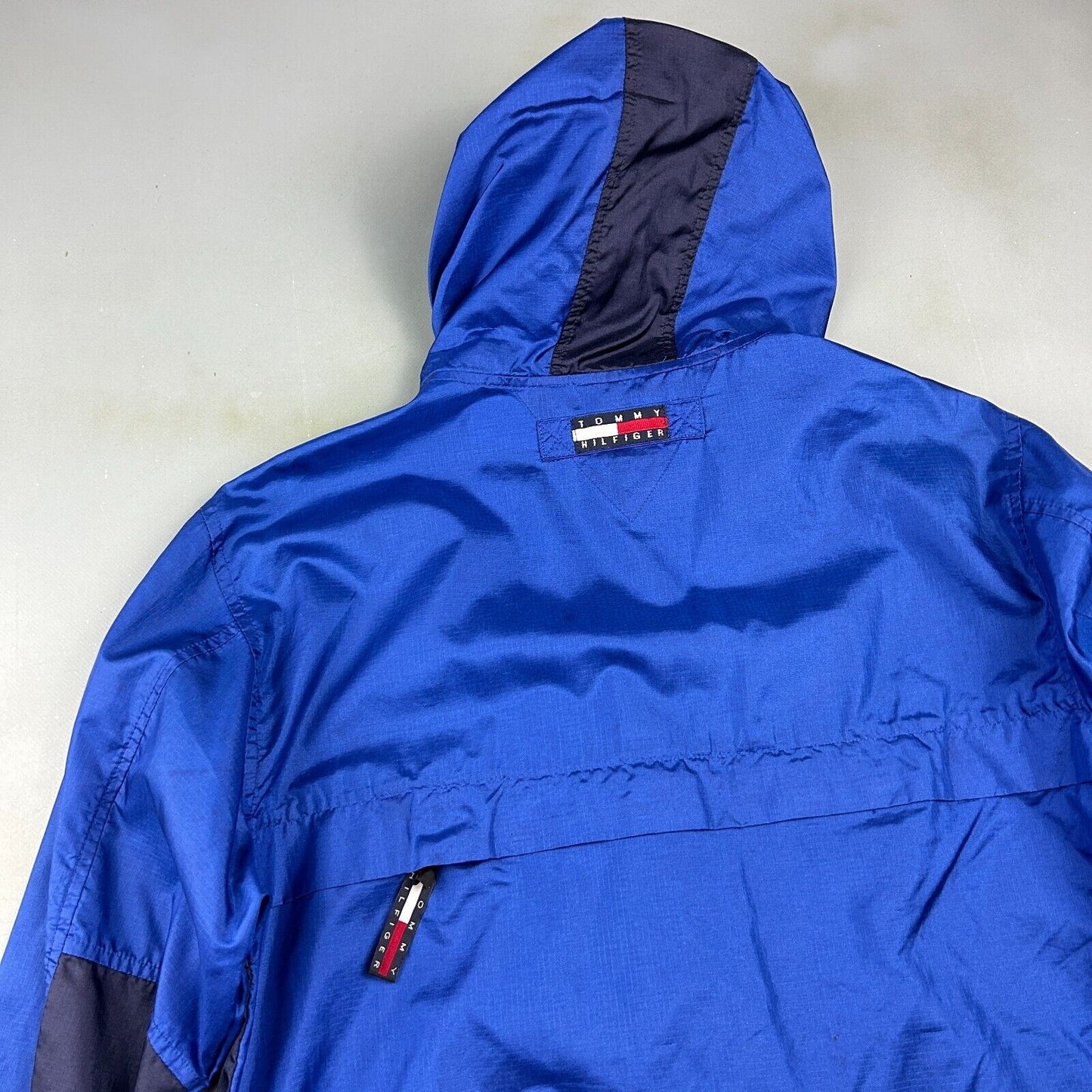 VINTAGE 90s | Tommy Hilfiger Sm Flag Full Zip Hooded Windbreaker Jacket sz M