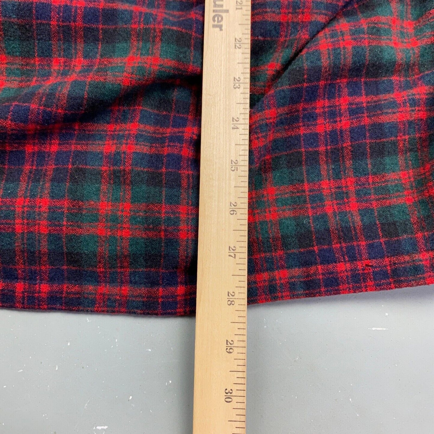 VINTAGE 90s Pendleton Wool Plaid Flannel Button Up Shirt sz Large Adult