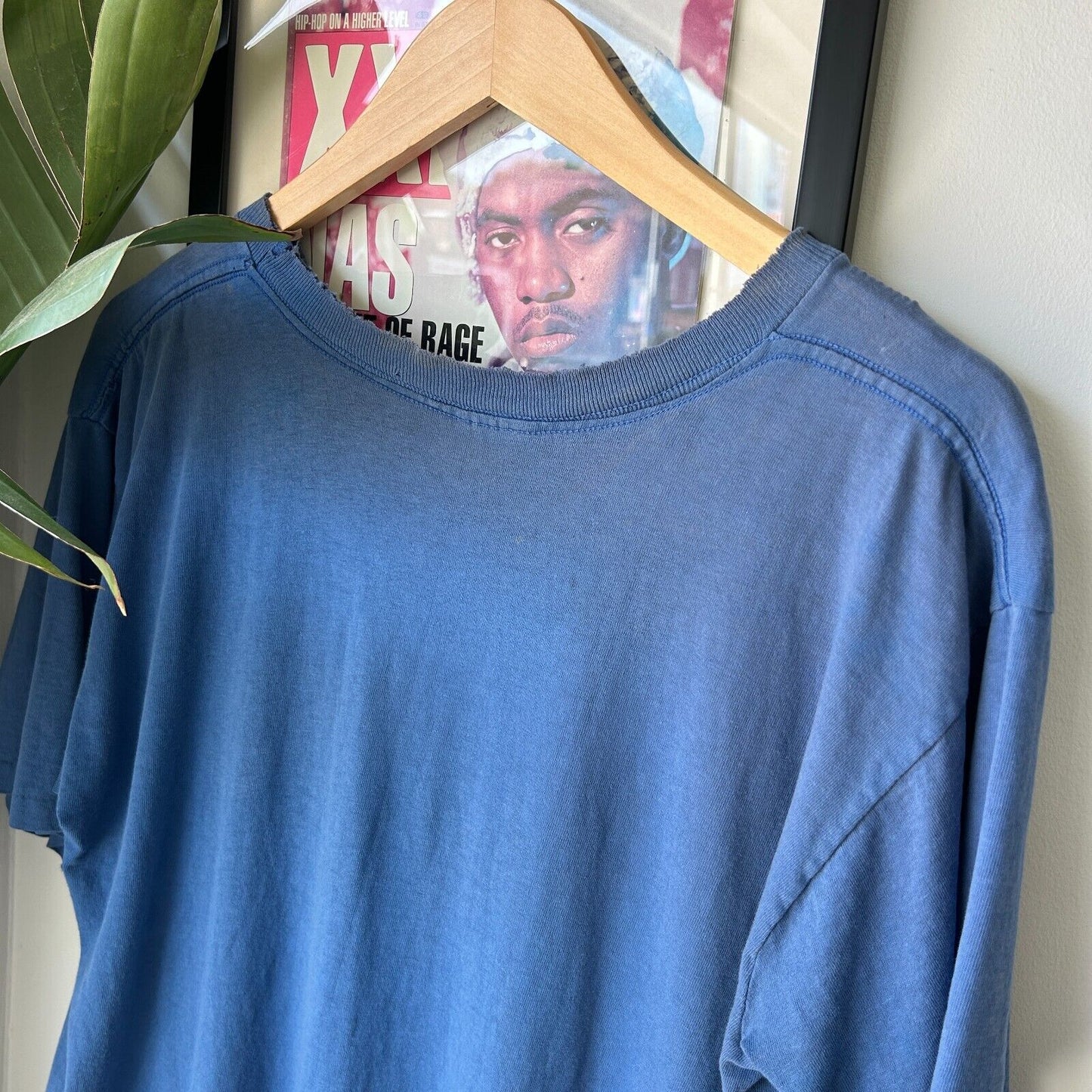VINTAGE 90s | Duke Blue Devils Thrashed University T-Shirt sz M