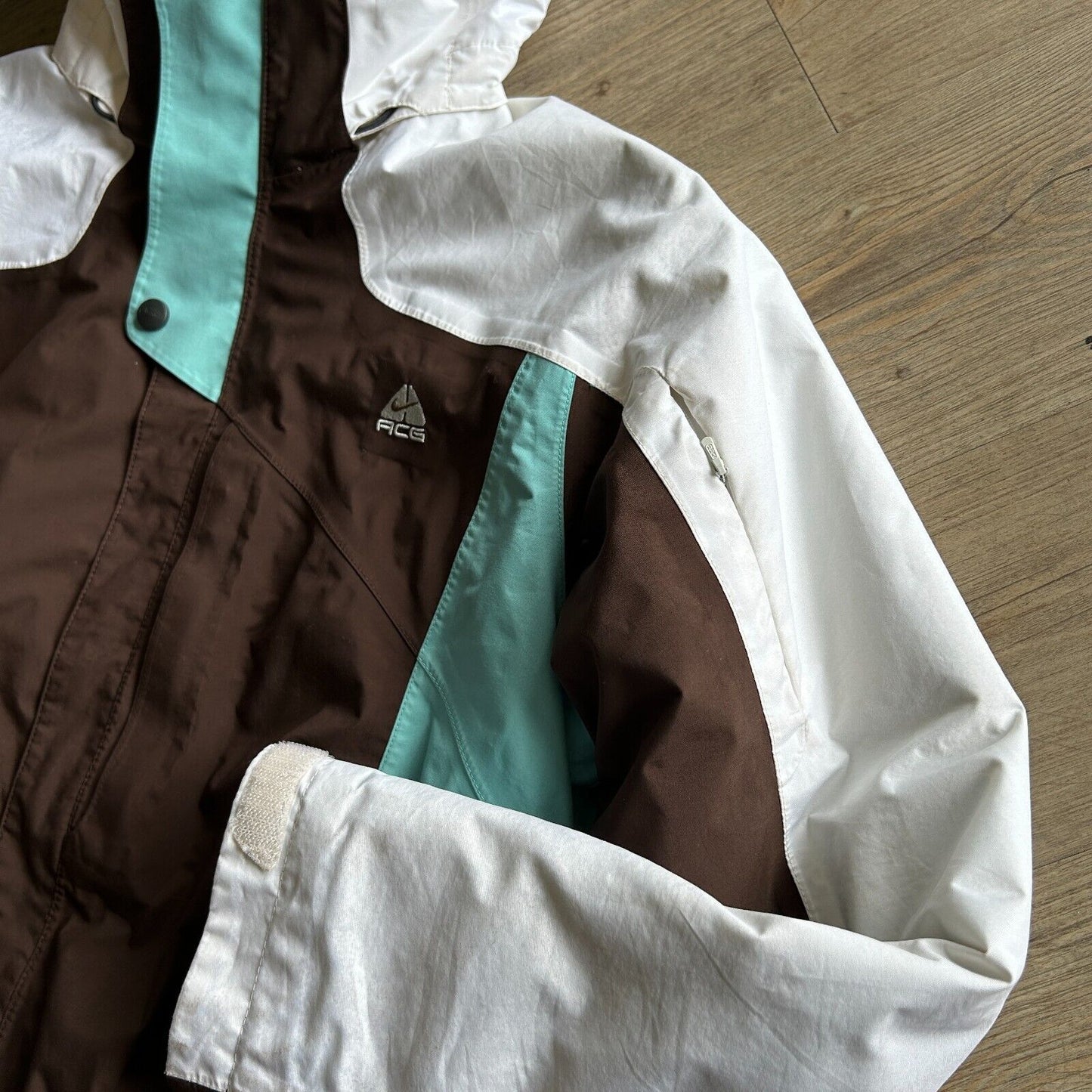 VINTAGE | Nike ACG Layer 2 Technical Jacket sz S Adult / M Youth