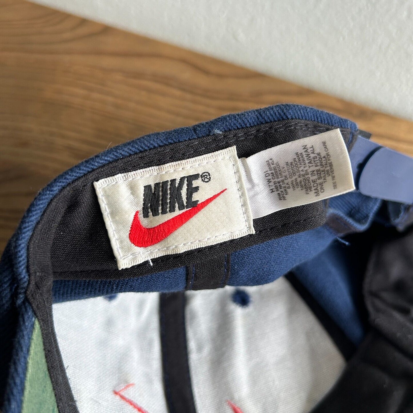 VINTAGE | Nike Big Swoosh Baseball Cap HAT sz OS