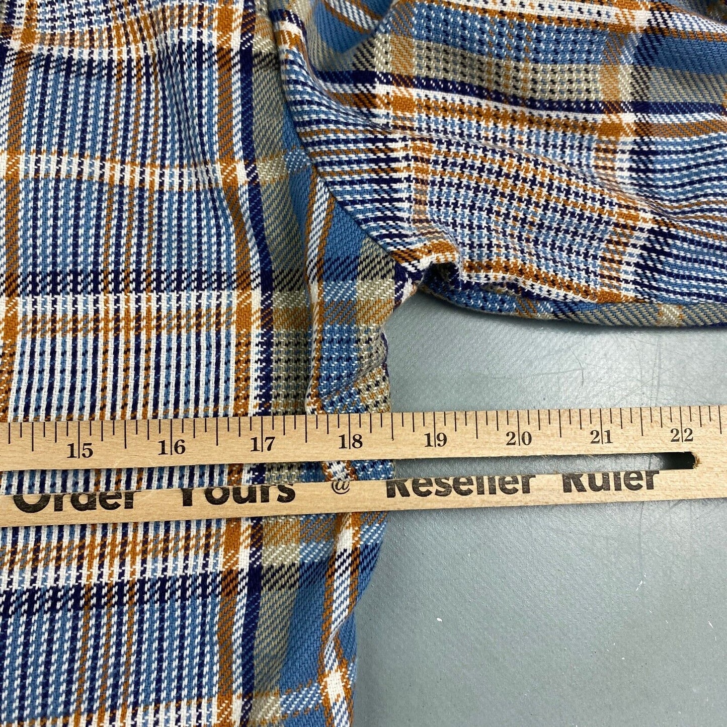 VINTAGE MT. Olive Plaid Flannel Button Up Shirt sz Small Adult