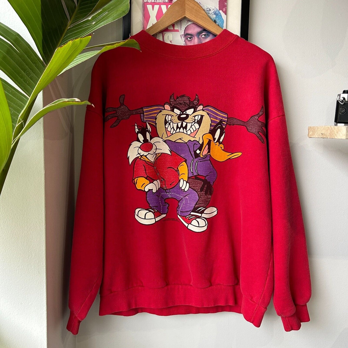 VINTAGE 1993 | TAZ Daffy & Sylvester Warner Bros Cartoon Crew Sweater sz L Adult