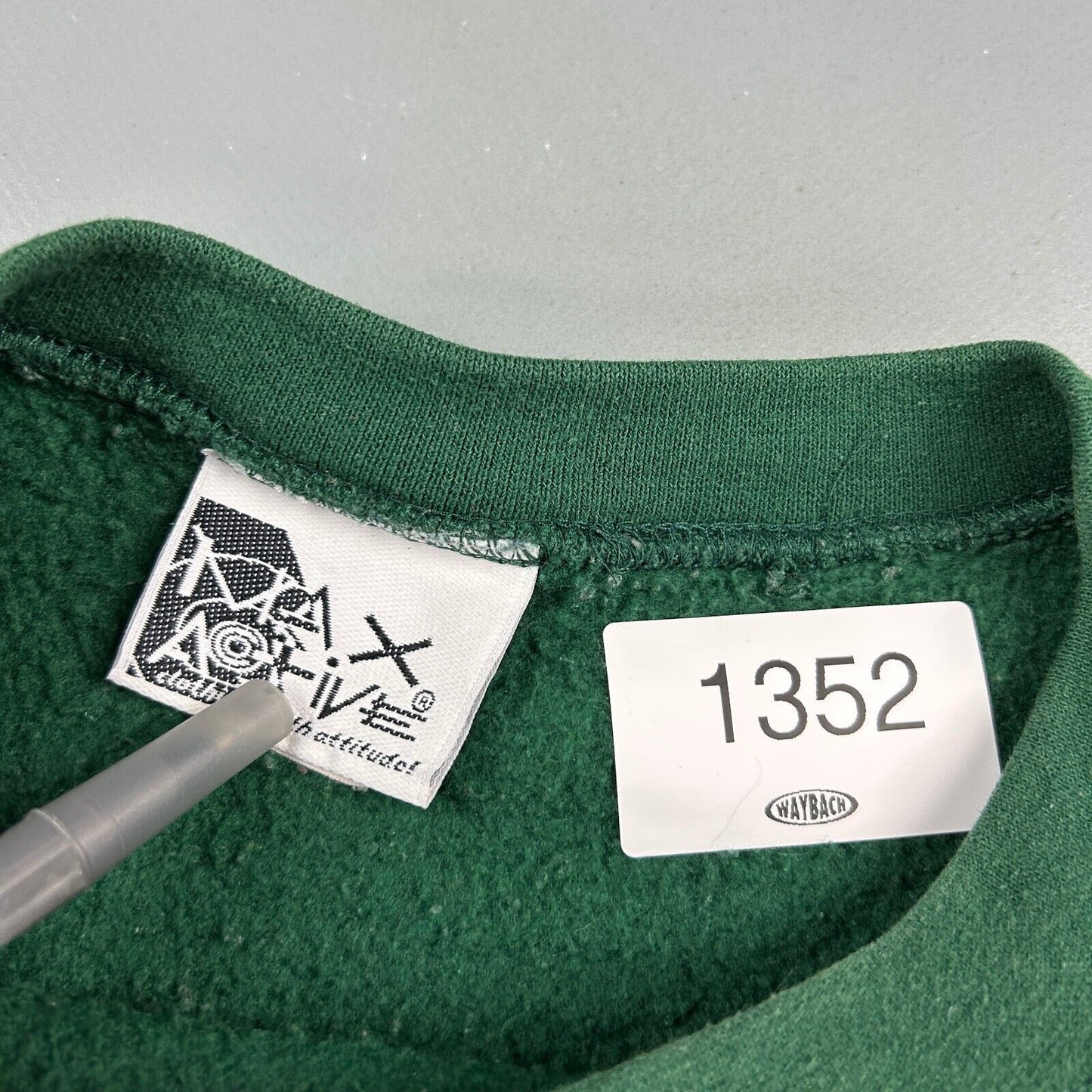 VINTAGE 90s Max Active Blank Green Crewneck Sweater sz Small Adult / Youth XL
