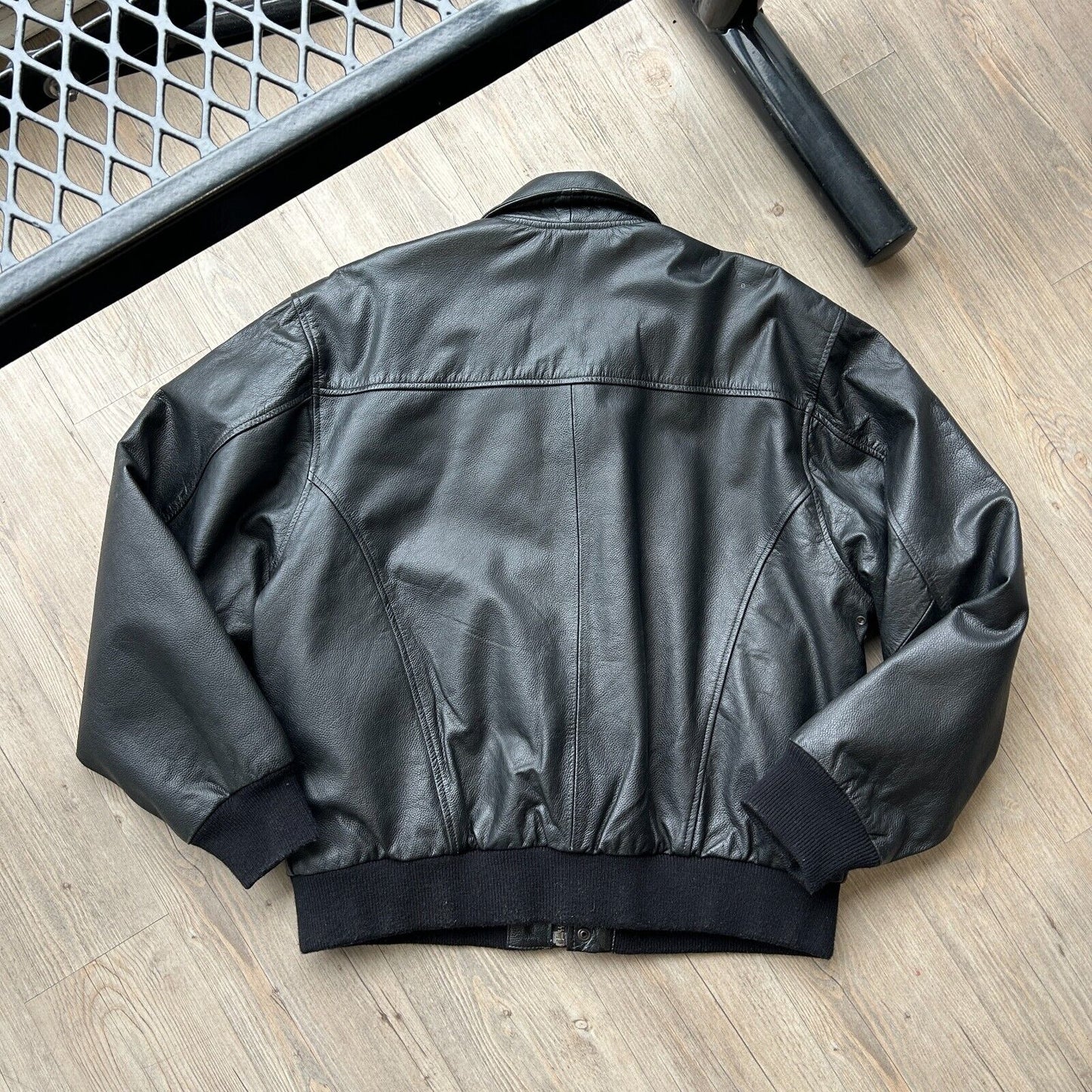 VINTAGE | Type A-2 Flyers Black Leather U.S Army Bomber Jacket sz L