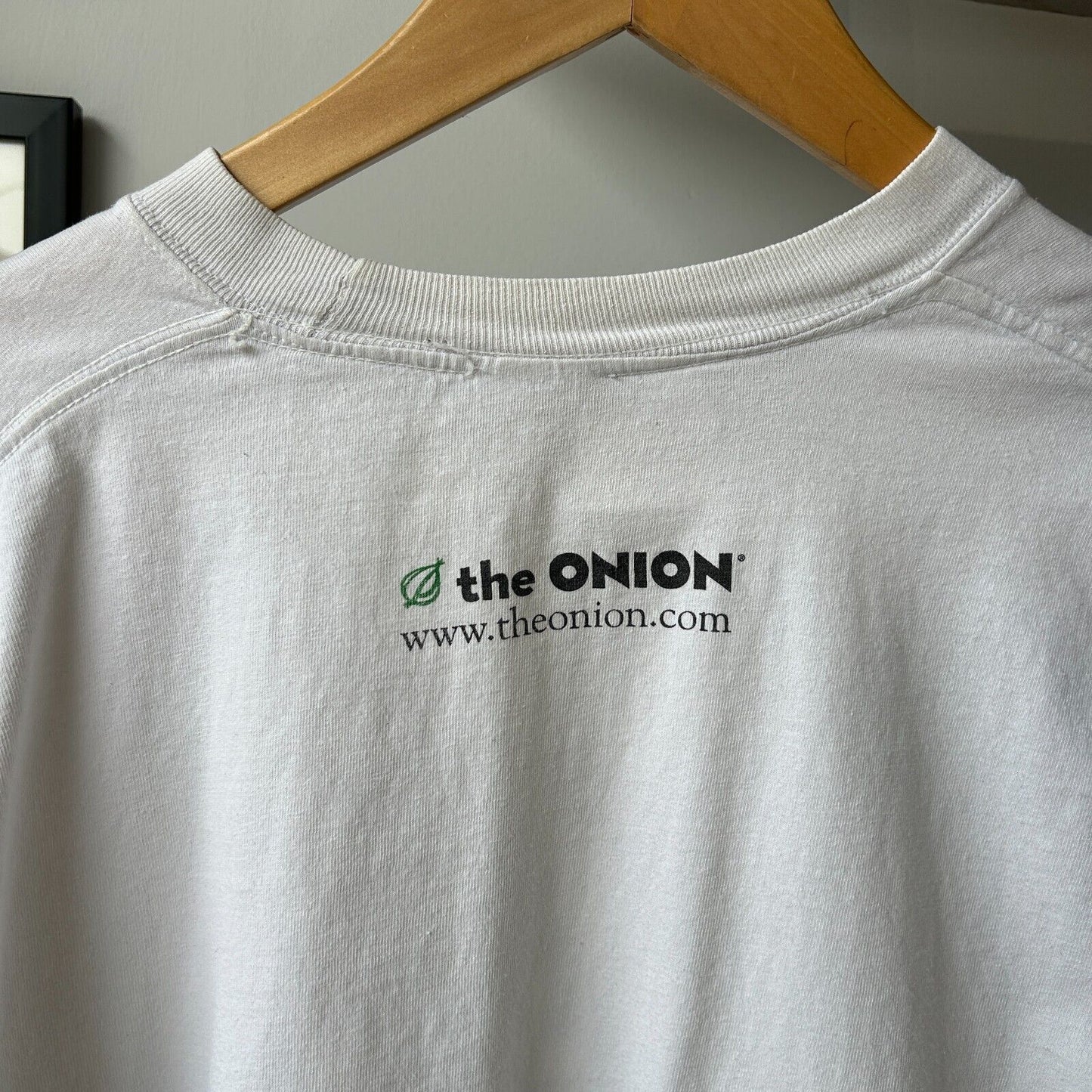 VINTAGE | The Onion Long Sleeve T-Shirt sz L