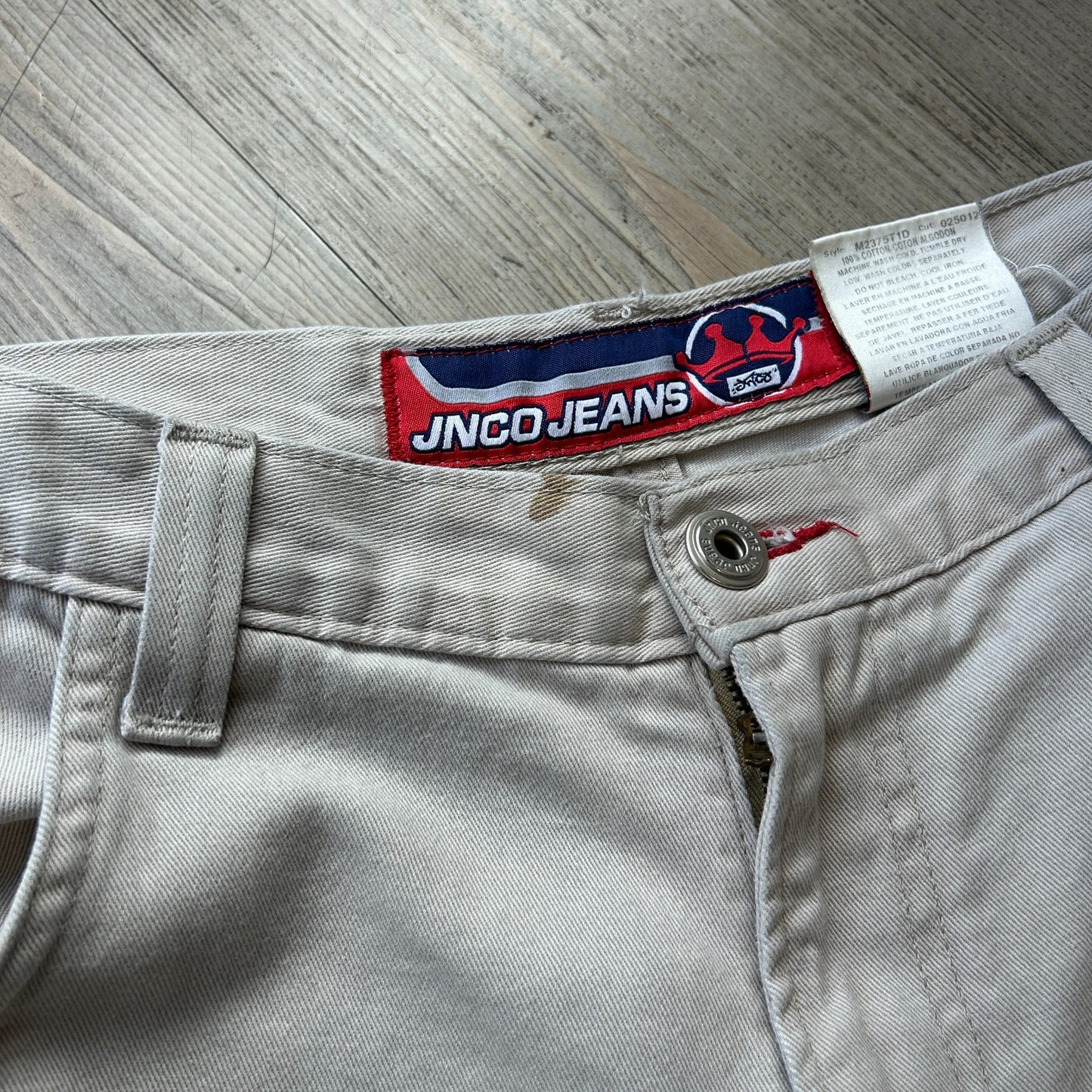 VINTAGE 90s Y2K | Jnco Jeans Baggy Cargo Shorts sz W38