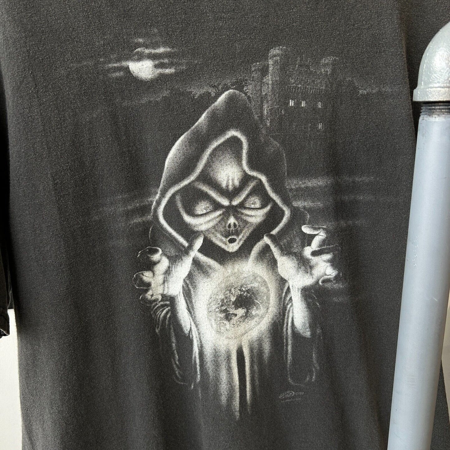 VINTAGE 90s | Blue Hair Aliens Faded T-Shirt sz L Adult