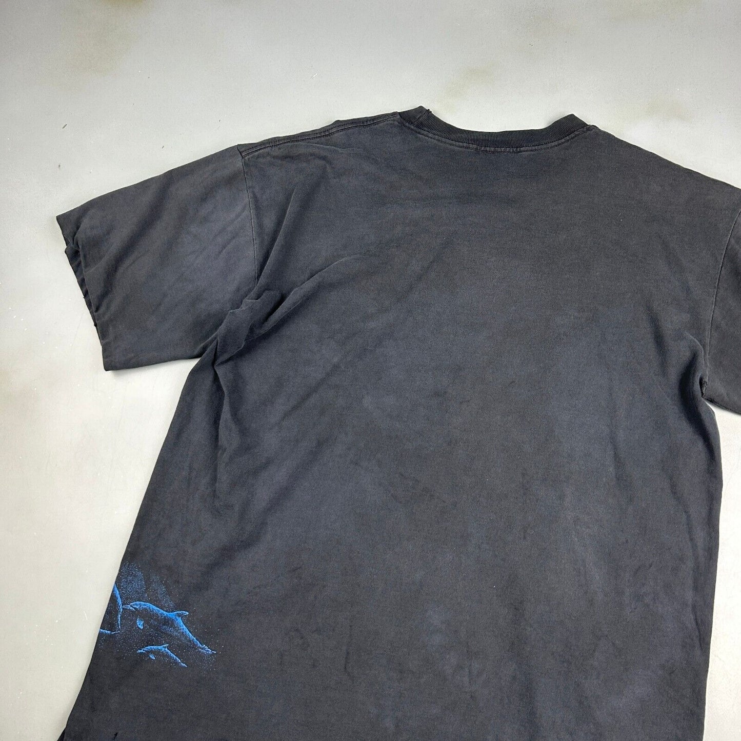 VINTAGE 90s Biloxi Beach Mississippi Dolphins Faded T-Shirt sz XL Mens Adult
