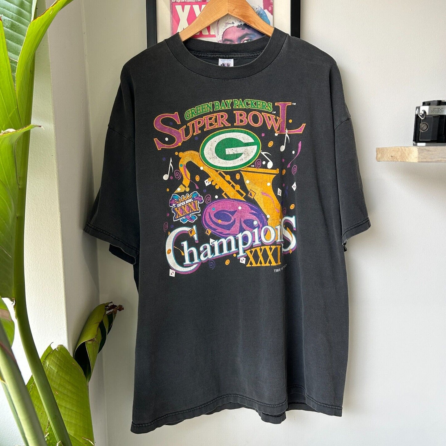 VINTAGE 1997 | NFL Green Bay Packers Super Bowl Champs Faded T-Shirt sz XXL