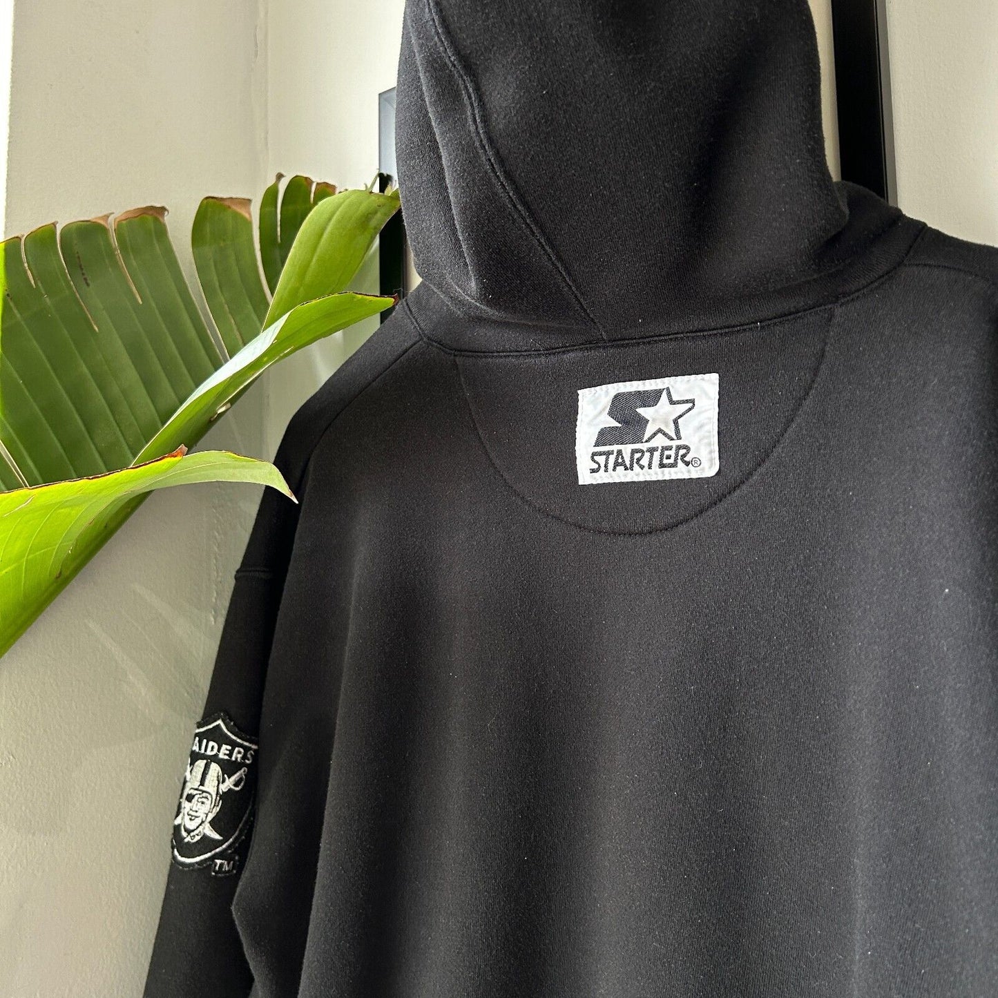 VINTAGE 90s | Los Angeles Raiders Starter Football Hoodie Sweater sz L Adult