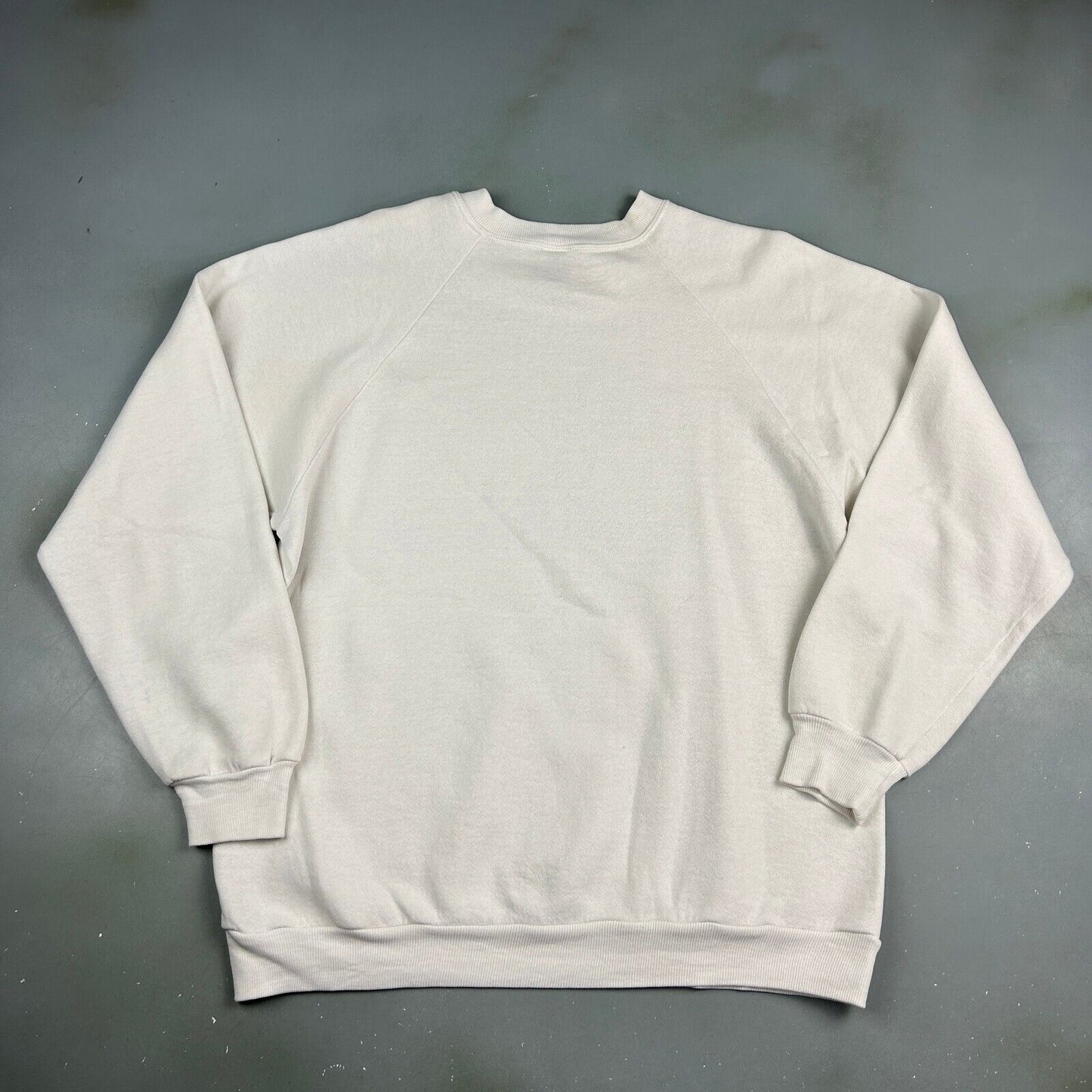VINTAGE 80s Georgetown University White Crewneck Sweater sz Large Adult