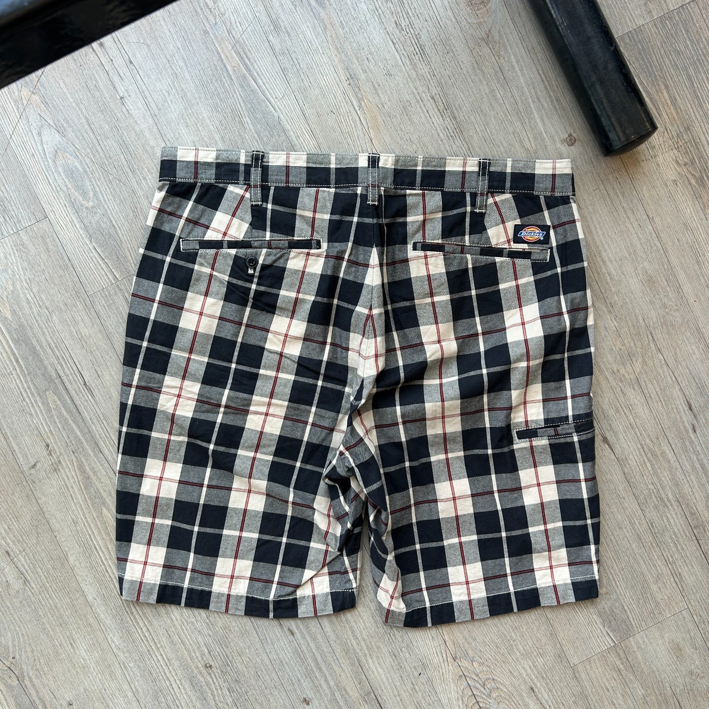 VINTAGE | Stussy WorkGear x Dickies Plaid Shorts sz W34