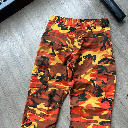 VINTAGE | Military Orange Camo Cargo Pants sz M-Reg W33 L32