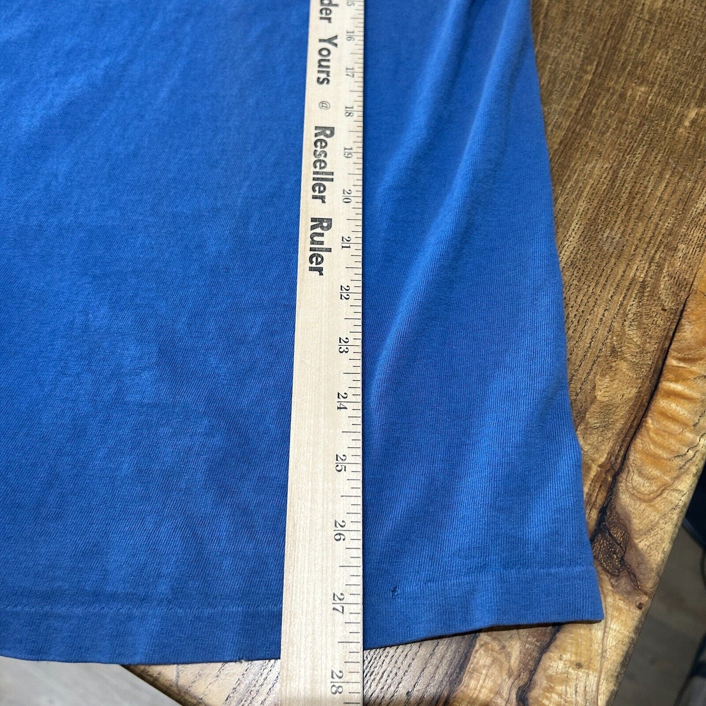 VINTAGE 90s | Duke Blue Devils Thrashed University T-Shirt sz M