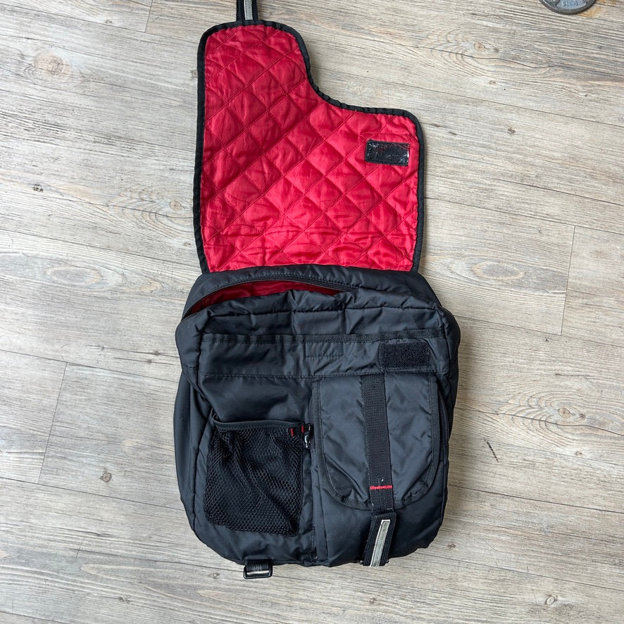 VINTAGE | Gap Curved Panel Multi Pocket Nylon Messenger Backpack