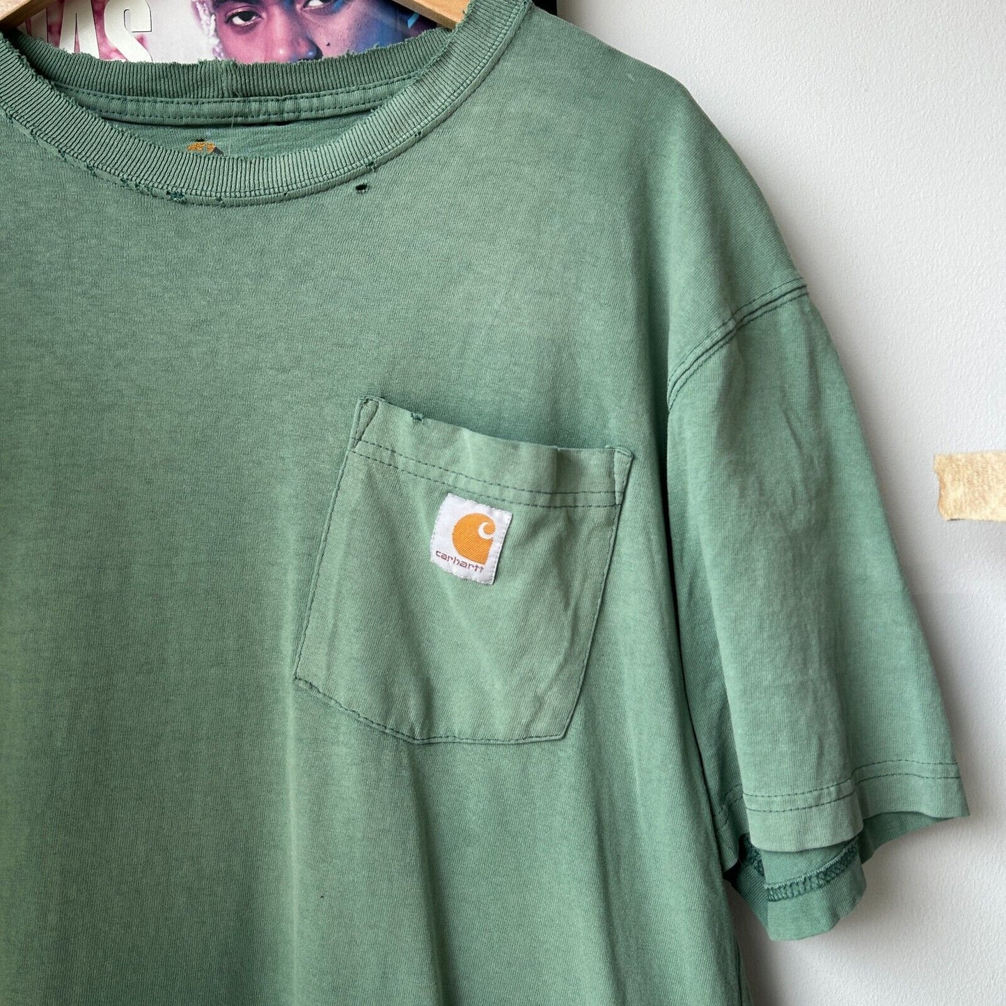 VINTAGE | CARHARTT Sun Faded Green Thrashed Logo T-Shirt sz M Adult