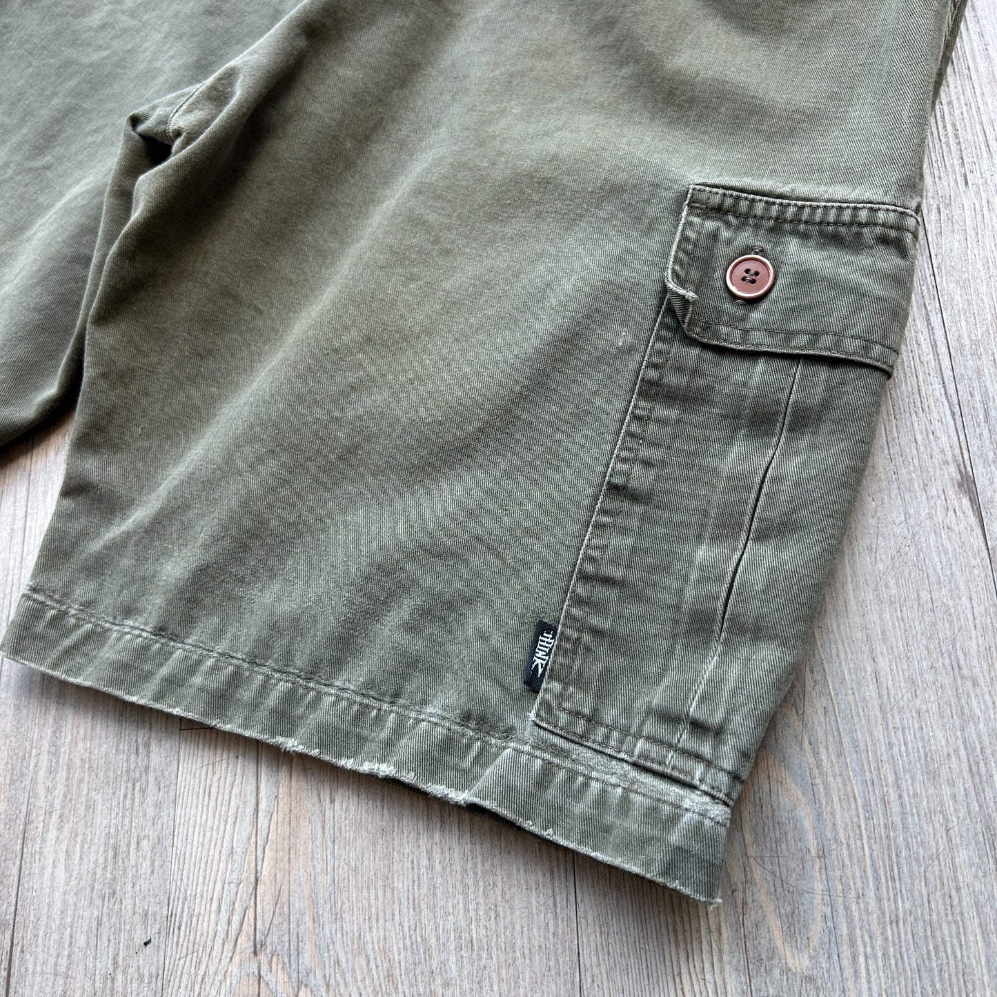 VINTAGE 90s | Think Skateboards Faded Green Cargo Shorts sz W34